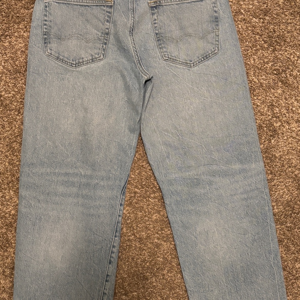 American Eagle Outfitters Men's Light Blue Relaxed Jeans - Picture 2 of 4